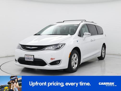 2018 Chrysler Pacifica Hybrid Limited