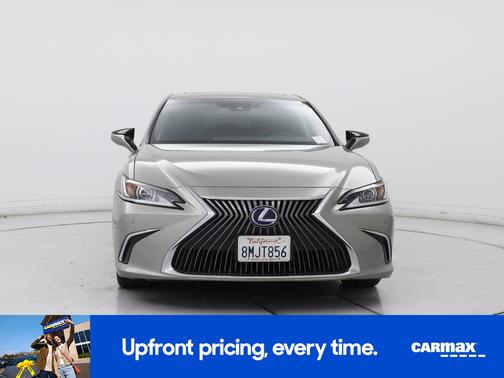 Gold 2019 Lexus ES 300h