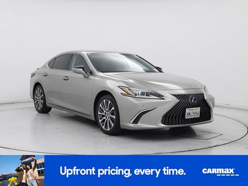 Gold 2019 Lexus ES 300h