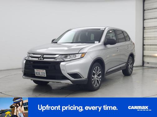 Silver 2018 Mitsubishi Outlander ES