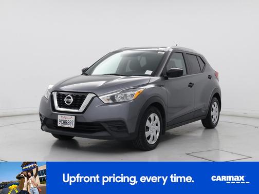 Gray 2019 Nissan Kicks S