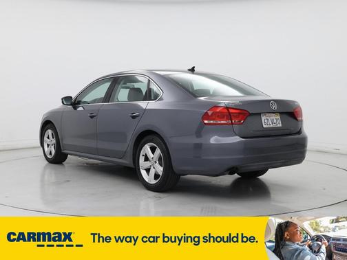 2015 Volkswagen Passat SE