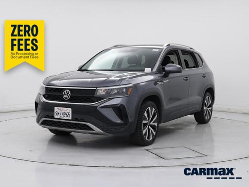 Gray 2022 Volkswagen Taos SE