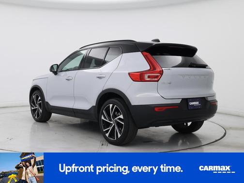 2021 Volvo XC40 T4 R-Design