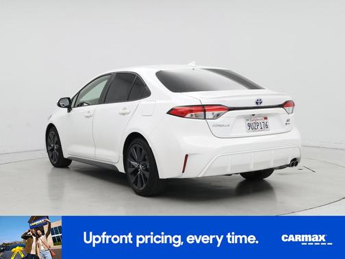 White 2025 Toyota Corolla Hybrid SE