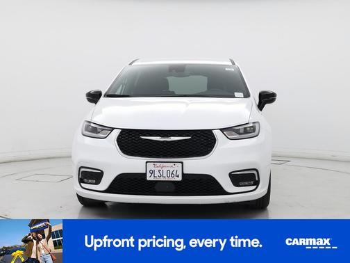 2024 Chrysler Pacifica Touring