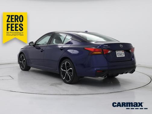 Blue 2023 Nissan Altima SR
