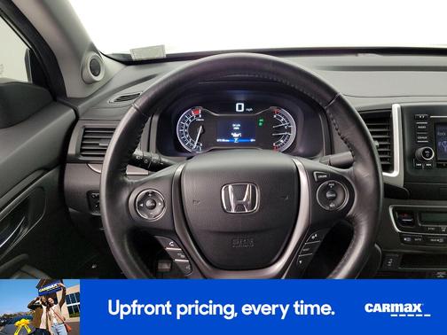 Gray 2017 Honda Ridgeline RTL