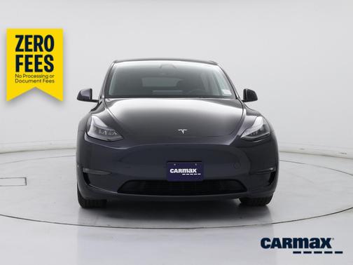Gray 2025 Tesla Model Y Long Range