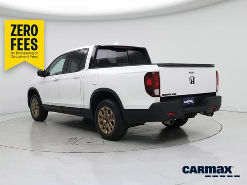 White 2023 Honda Ridgeline Black Edition
