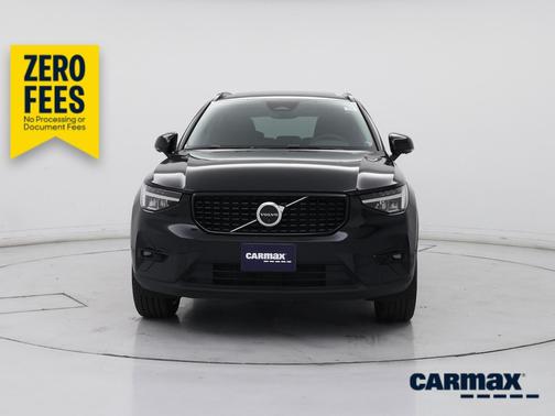 Black 2025 Volvo XC40 B5 Plus Dark Theme