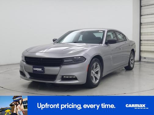 Gray 2017 Dodge Charger SXT