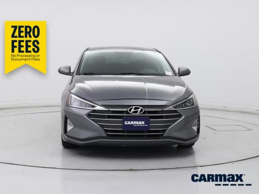 Gray 2019 Hyundai ELANTRA SE