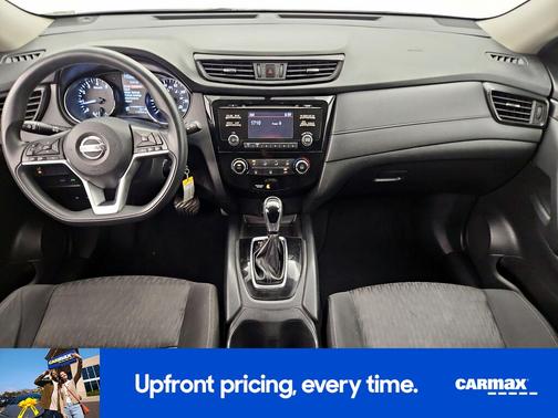 White 2017 Nissan Rogue S