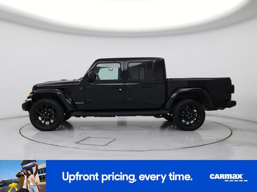 Black 2021 Jeep Gladiator High Altitude