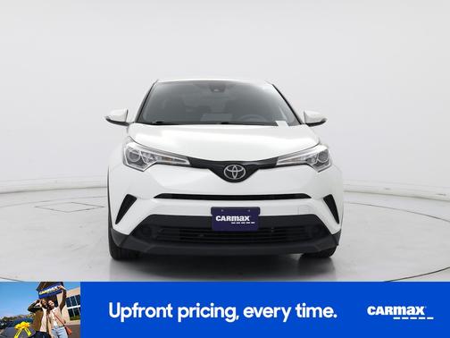 Pearl 2019 Toyota C-HR LE