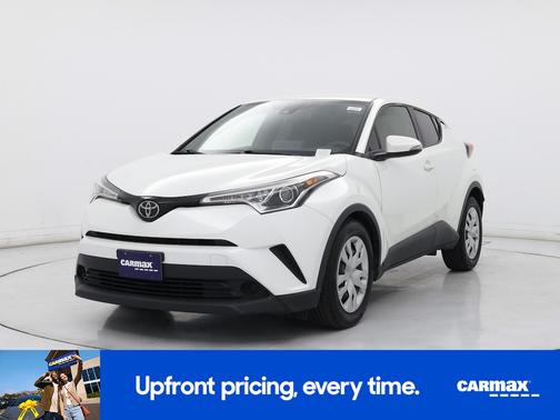 Pearl 2019 Toyota C-HR LE