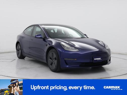 Blue 2022 Tesla Model 3