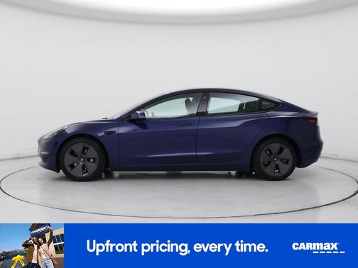 Blue 2022 Tesla Model 3