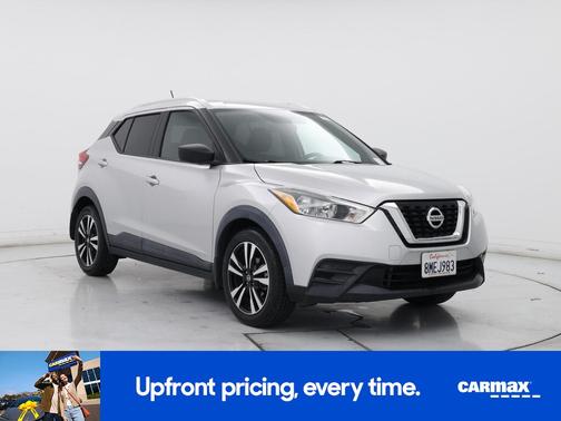 Silver 2019 Nissan Kicks SV