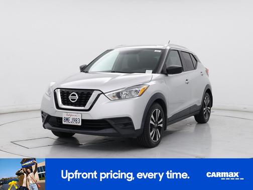 Silver 2019 Nissan Kicks SV