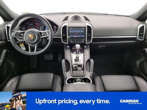 White 2018 Porsche Cayenne