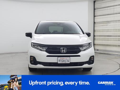 White 2025 Honda Odyssey Sport-L