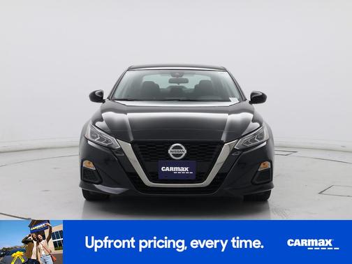 2022 Nissan Altima SR