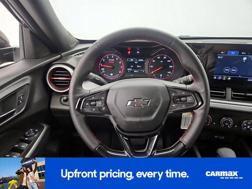 Black 2026 Chevrolet Trax 1RS