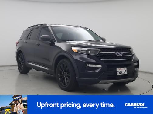 Black 2021 Ford Explorer XLT