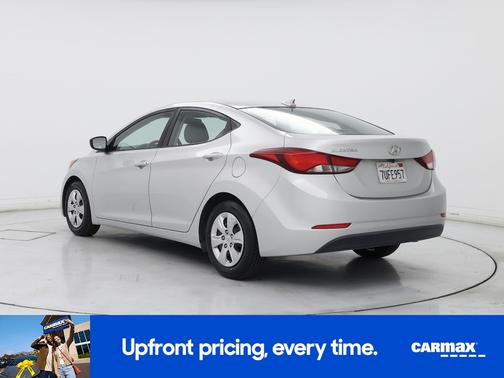 Silver 2016 Hyundai ELANTRA SE