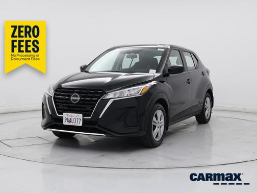 Black 2022 Nissan Kicks S