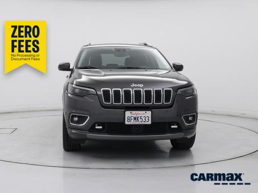Gray 2019 Jeep Cherokee Overland