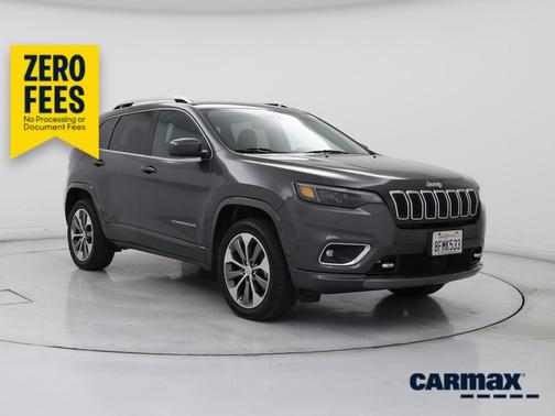 Gray 2019 Jeep Cherokee Overland
