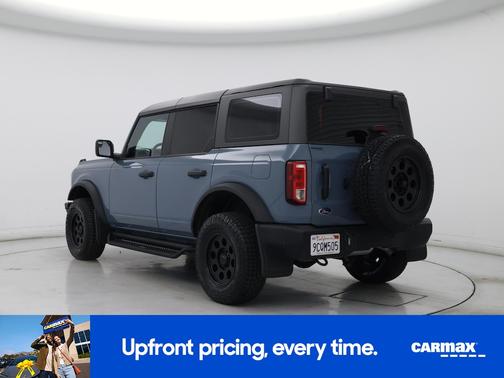 Blue 2022 Ford Bronco