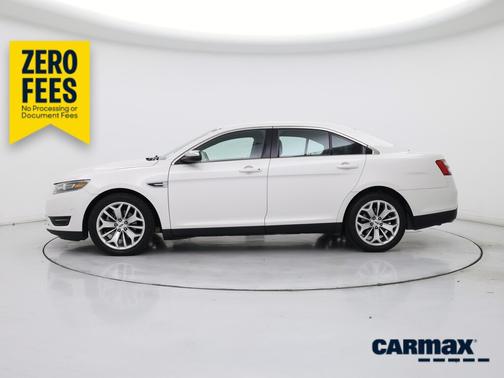 White 2015 Ford Taurus Limited