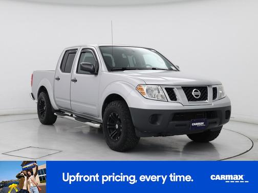 Gray 2016 Nissan Frontier SV