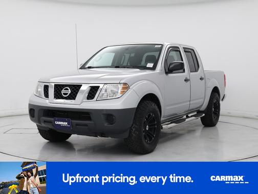 Gray 2016 Nissan Frontier SV