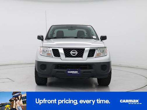Gray 2016 Nissan Frontier SV