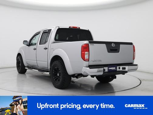 Gray 2016 Nissan Frontier SV