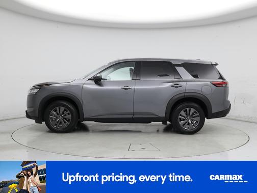 2022 Nissan Pathfinder S