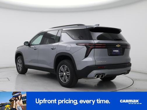 Gray 2025 Chevrolet Traverse LT