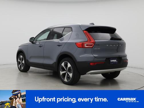 2023 Volvo XC40 B5 Plus Bright Theme