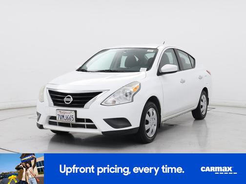 2016 Nissan Versa SV