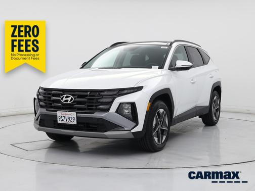 White 2025 Hyundai TUCSON Hybrid SEL Convenience