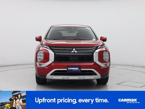 Red 2022 Mitsubishi Outlander SE