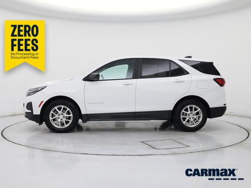 White 2023 Chevrolet Equinox LS
