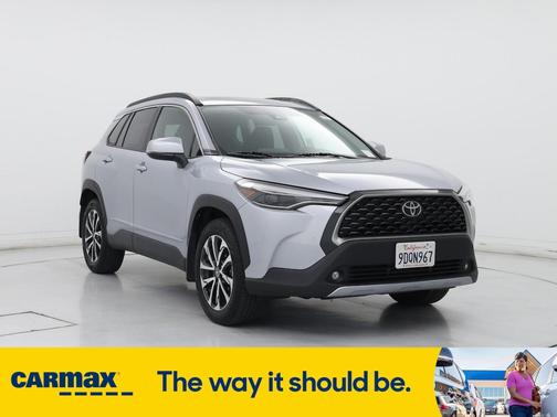 2022 Toyota Corolla Cross XLE