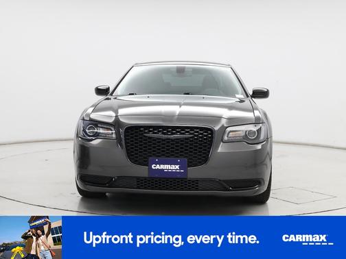 2020 Chrysler 300 Touring