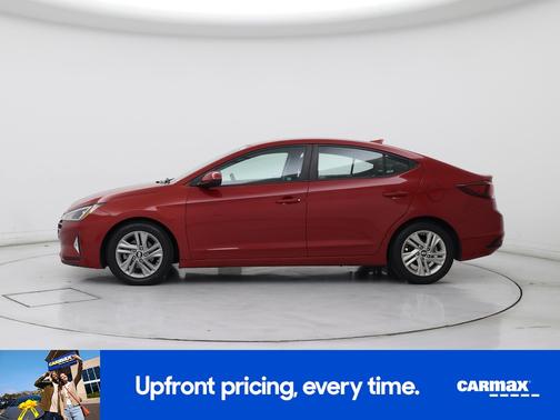 Red 2019 Hyundai ELANTRA SEL